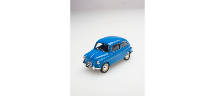 Autos Inolvidables Nº4 - Fiat 600 D