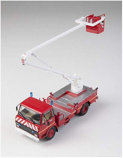 Camión de bomberos Berliet KB Lafosse de Moselle