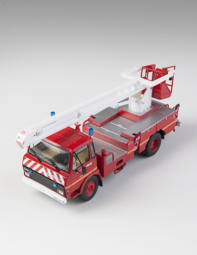 Camión de bomberos Berliet KB Lafosse de Moselle Camión de bomberos Berliet KB Lafosse de Moselle