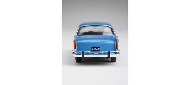 Autos Inolvidables Nº13 - Peugeot 404