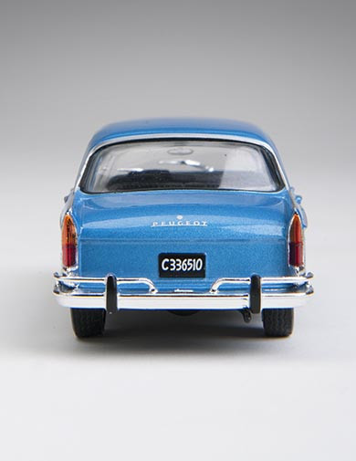 Autos Inolvidables Nº13 - Peugeot 404