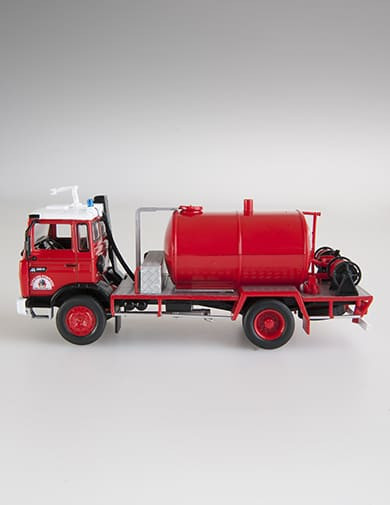 Camión de bomberos 6000 L sides sur Renault M200