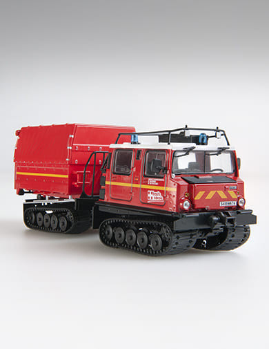 Camión de bomberos Chenillette Hägglunds BV 206 + módulo de transporte multiusos