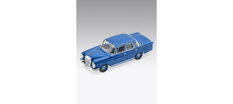 Mercedes-Benz 220 S - 1964  ¡El "Colas"!