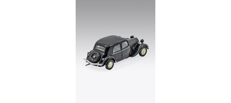 Citroen Traction Avant - 1948  ¡Un paso adelante!