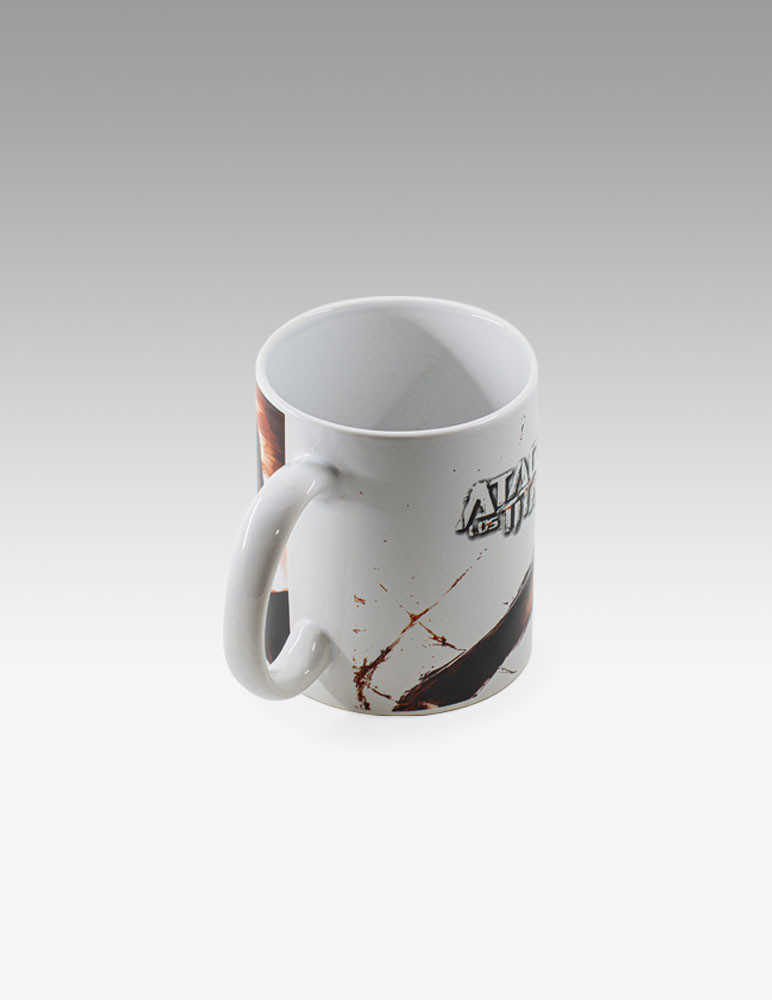 Taza Ataque de los titanes