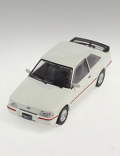 Autos Inolvidables Nº 121